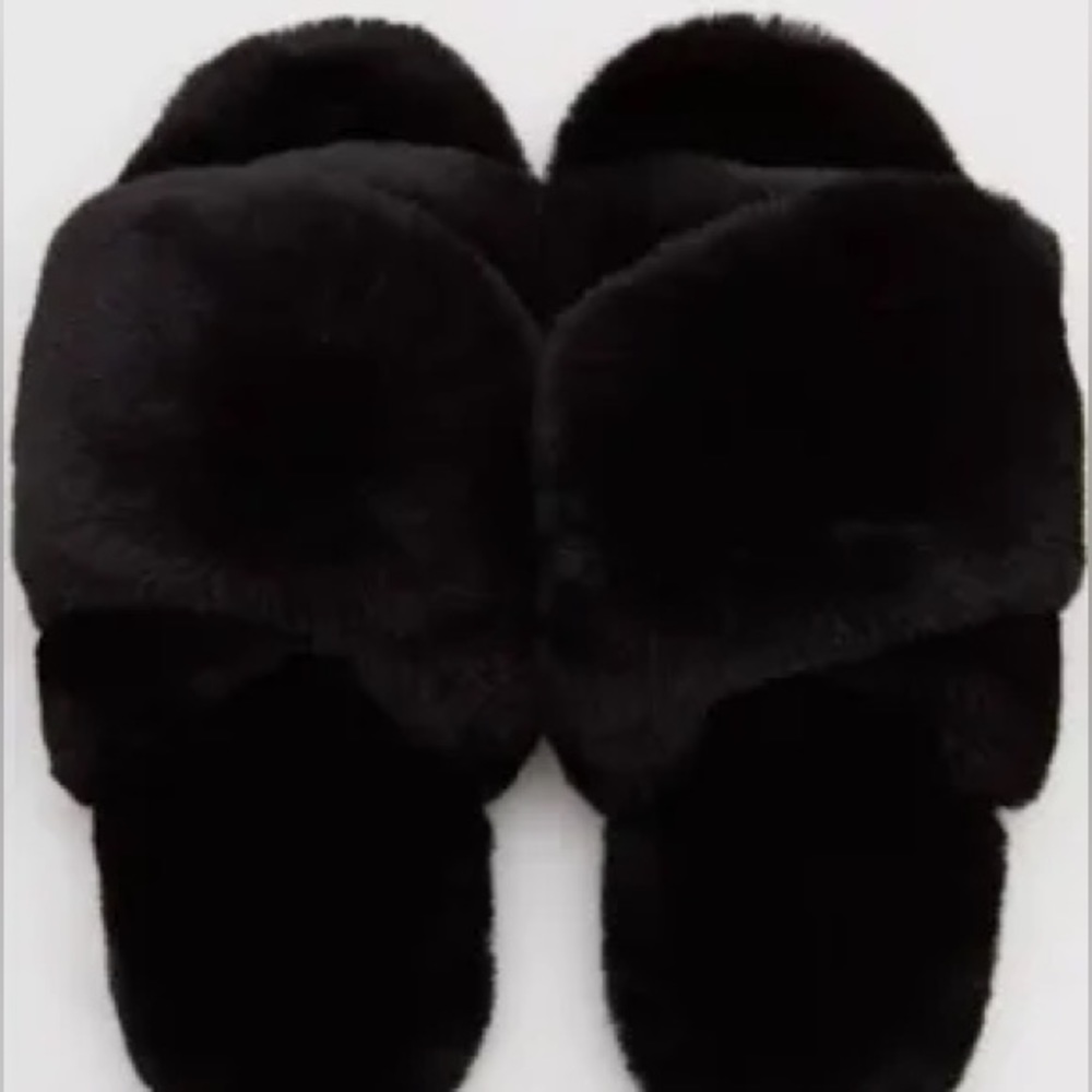 Aerie Black Fur Slides